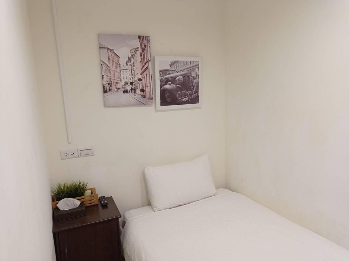 Meworld Hotel - Daan Tajpej Zewnętrze zdjęcie