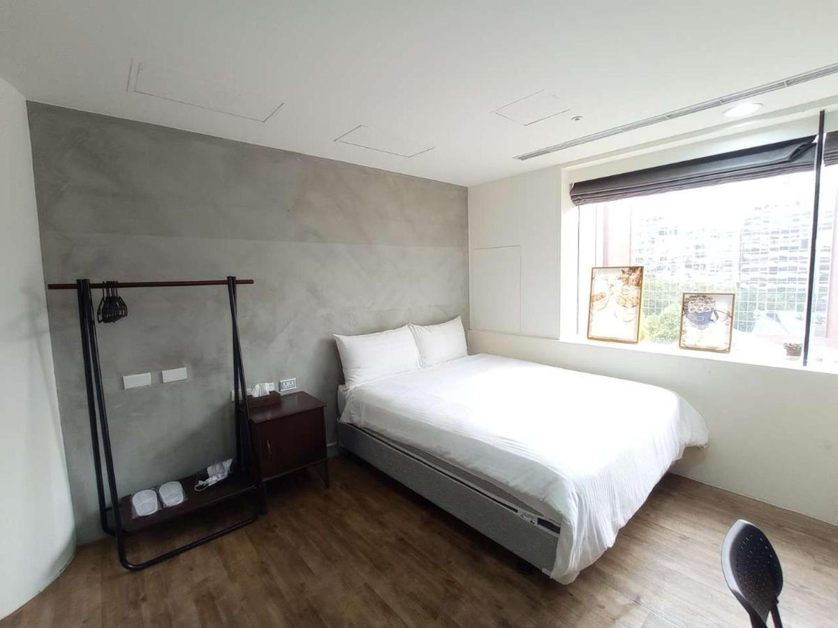 Meworld Hotel - Daan Tajpej Zewnętrze zdjęcie