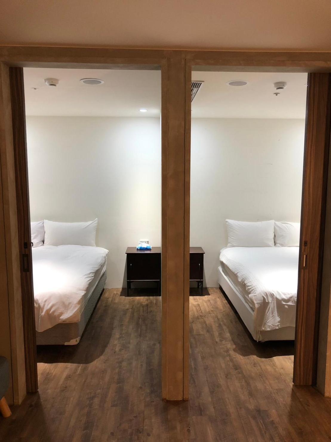 Meworld Hotel - Daan Tajpej Zewnętrze zdjęcie